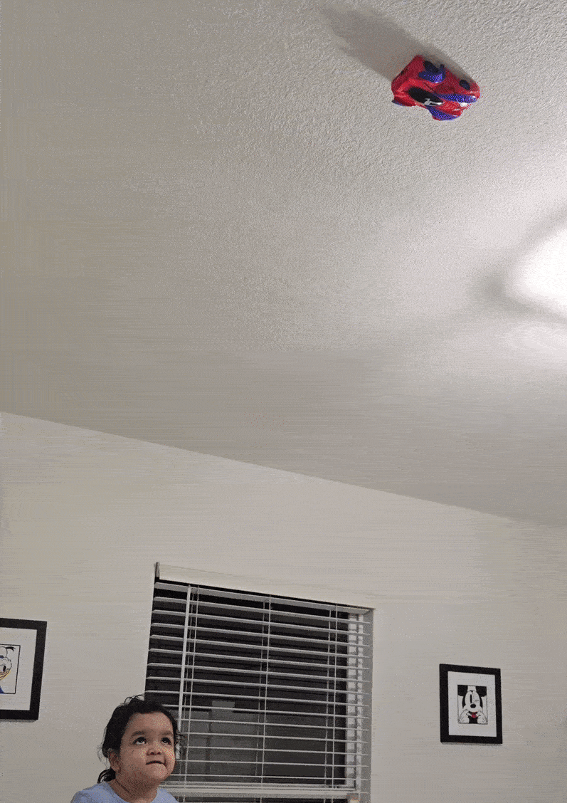 Spiderman Auto Koji Vozi Po Zidu