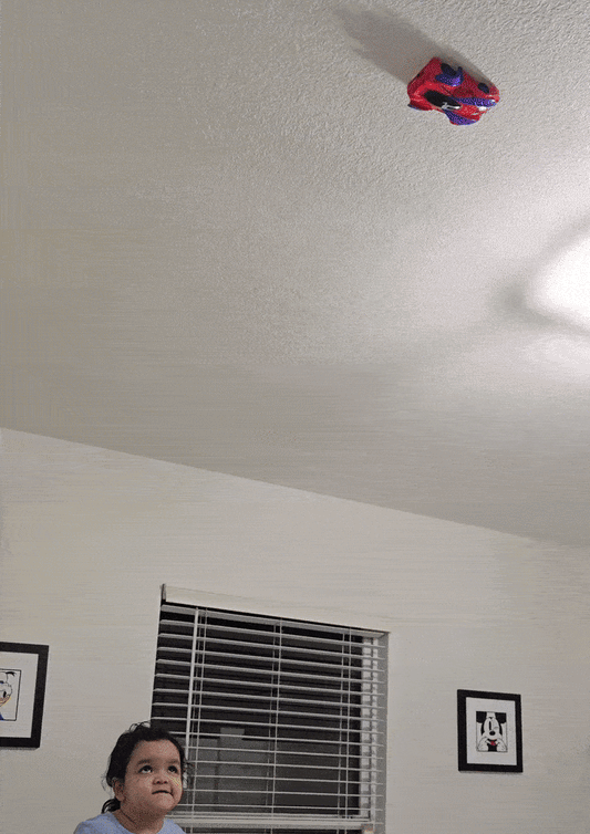 Spiderman Auto Koji Vozi Po Zidu