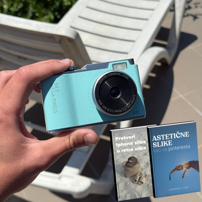 дигитални ретро фотоапарат из 2000их 