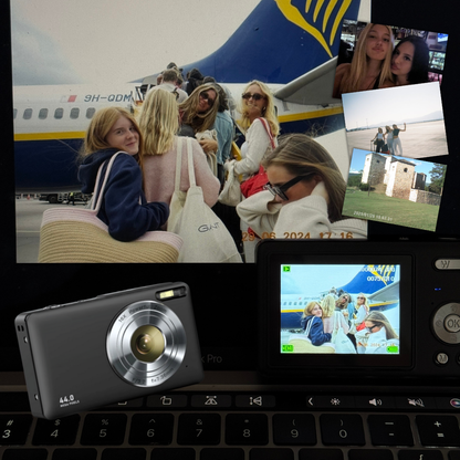 digitalni retro fotoaparat iz 2000ih + poklon za pravljenje retro fotki