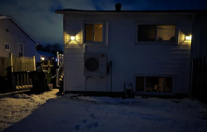 Solarna spoljna lampa - bez žica i struje