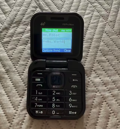 SeniorGo Flip Preklopni telefon — Jednostavan, praktičan i pouzdan